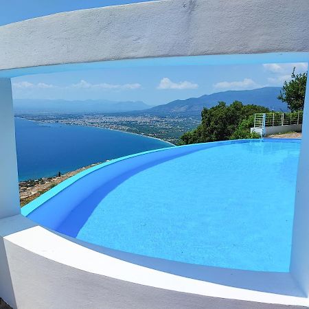Ryalos Villas カラマタ エクステリア 写真