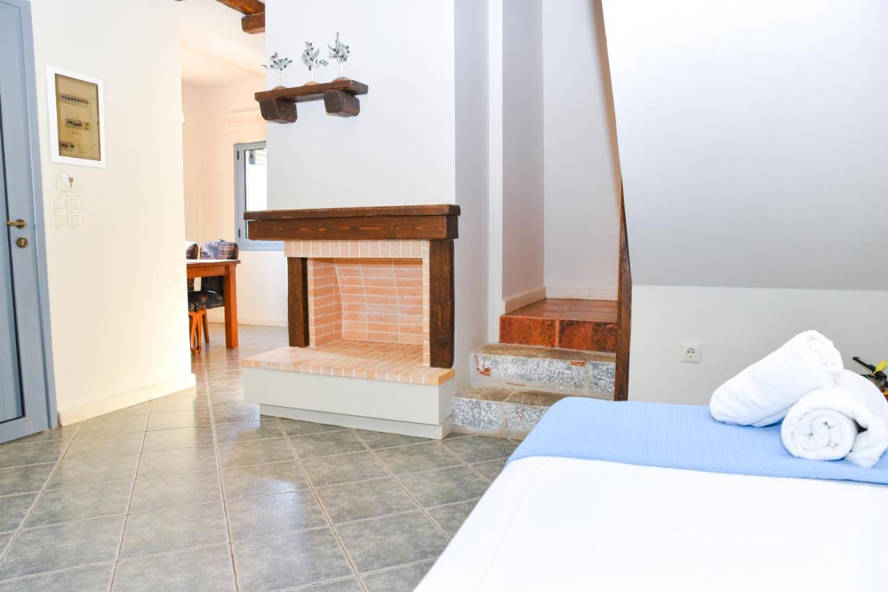 Ryalos Villas カラマタ エクステリア 写真