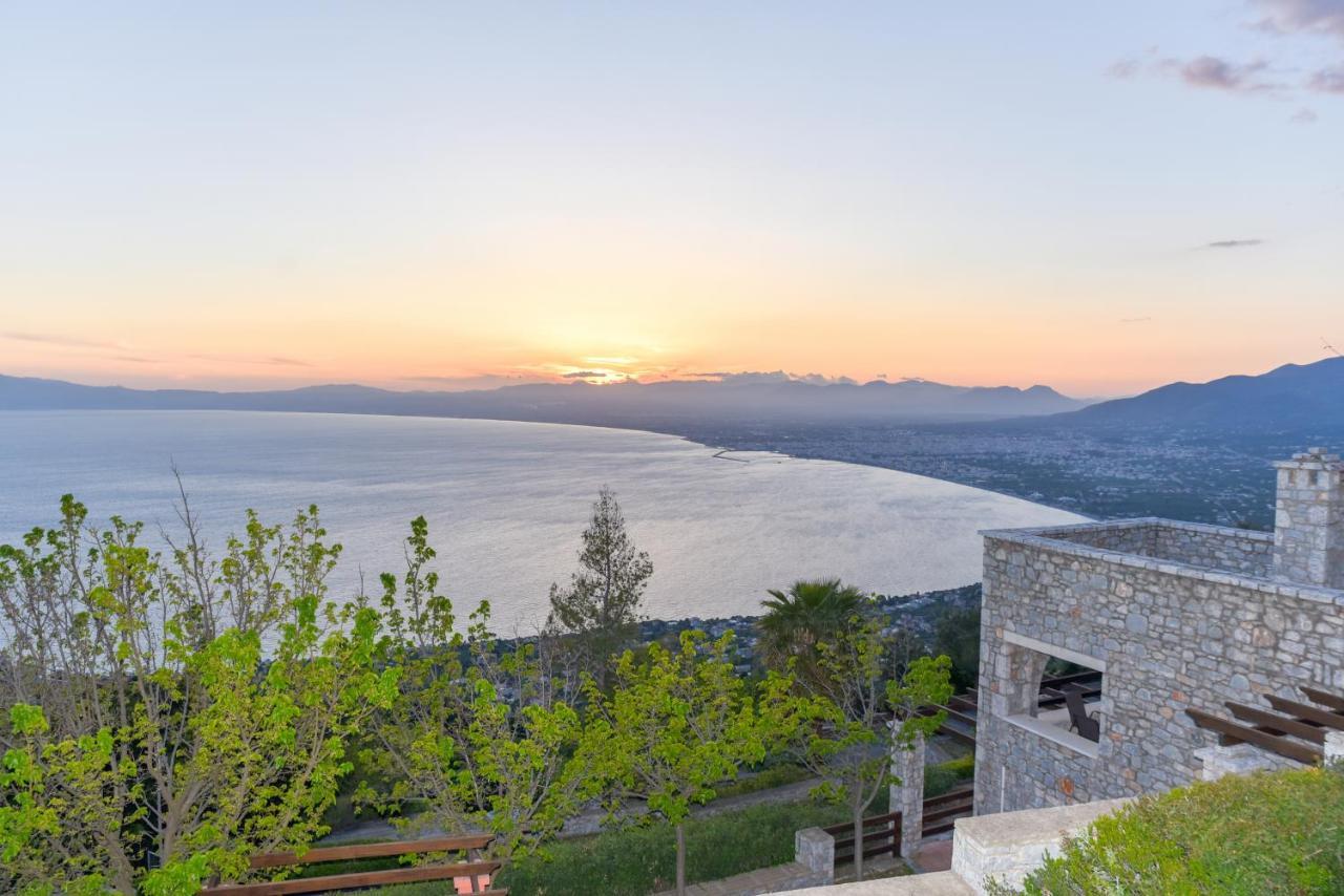 Ryalos Villas カラマタ エクステリア 写真