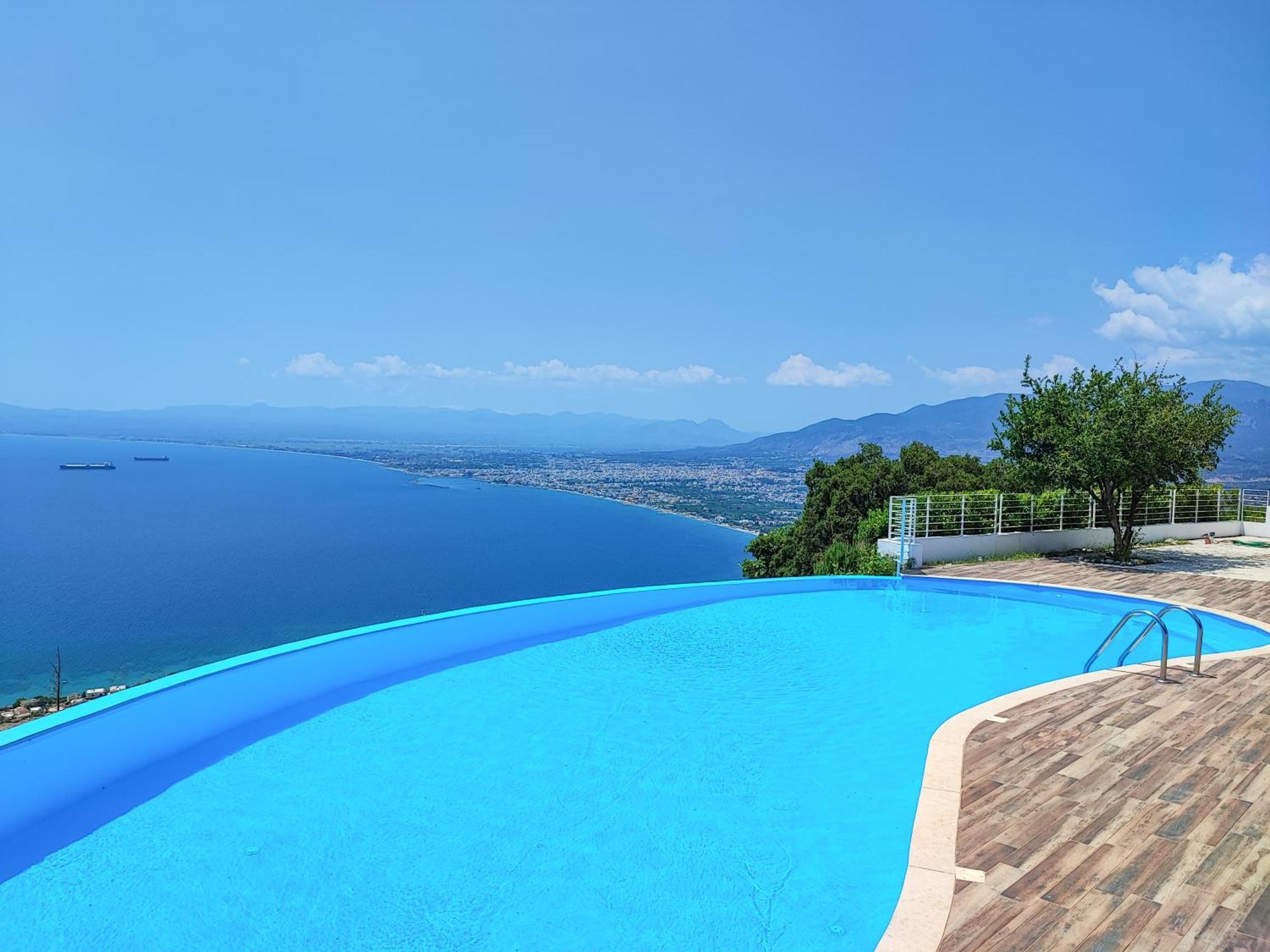 Ryalos Villas カラマタ エクステリア 写真