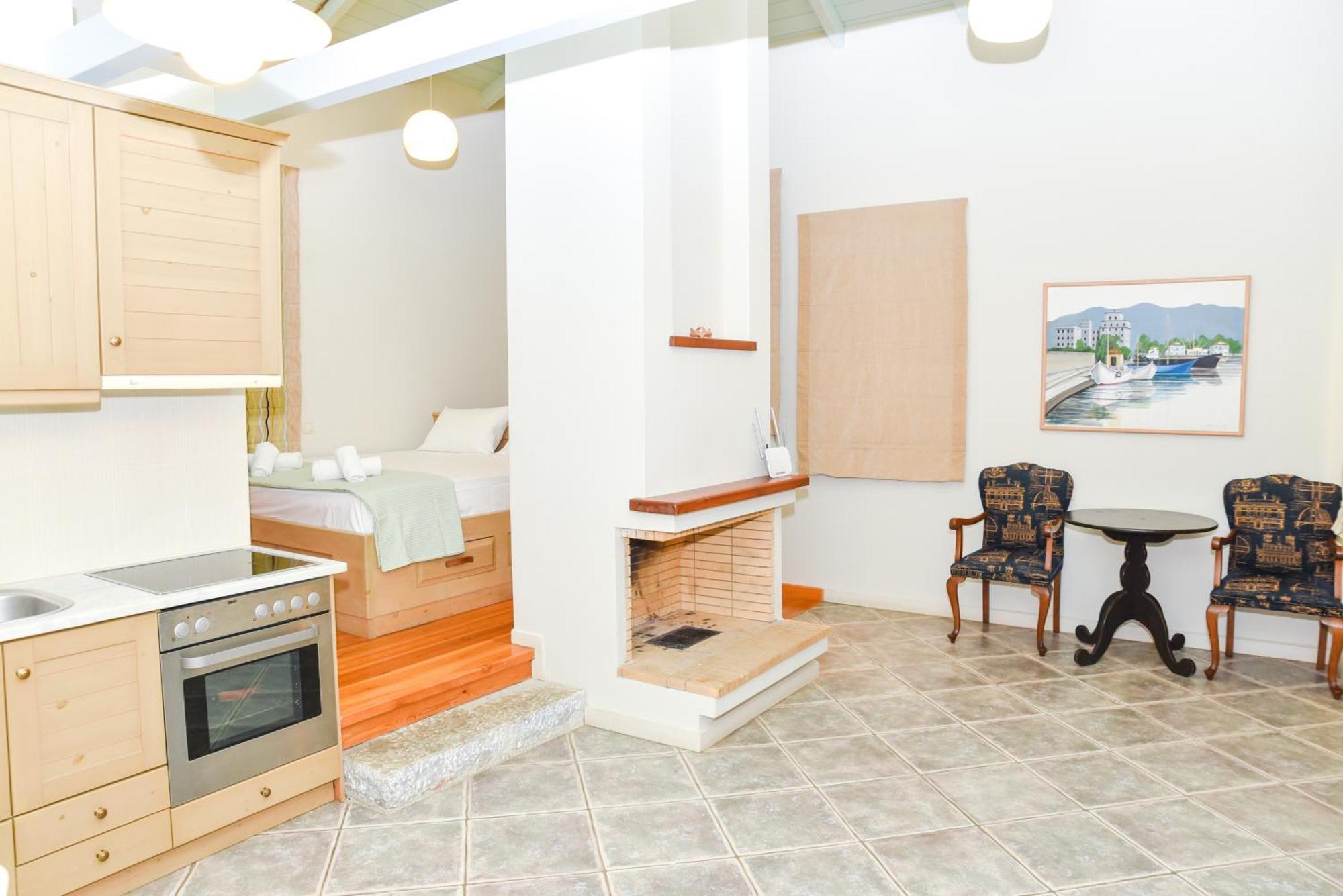 Ryalos Villas カラマタ エクステリア 写真